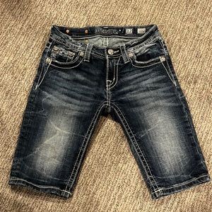 Miss Me jeans size 12 Bermuda shorts. Style JK8567M.